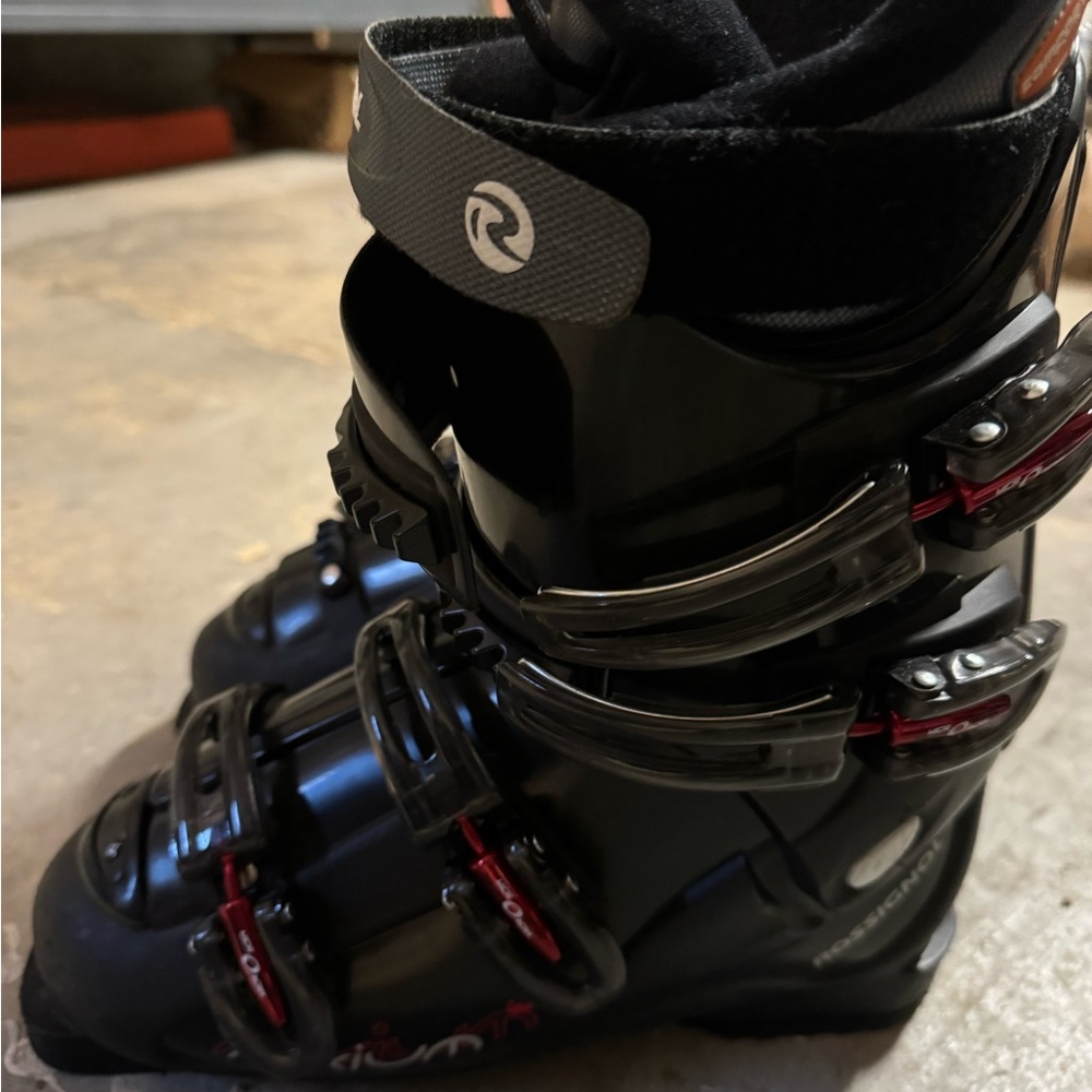 Ski boots/skis